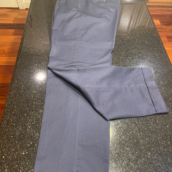 Saddlebred Men's 34Wx32L Comfort Waist Pleated Front Straight Fit Pants Navy Blu - Picture 3 of 12